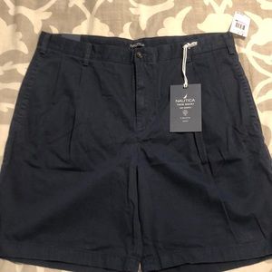NWT- nautica pleated shorts